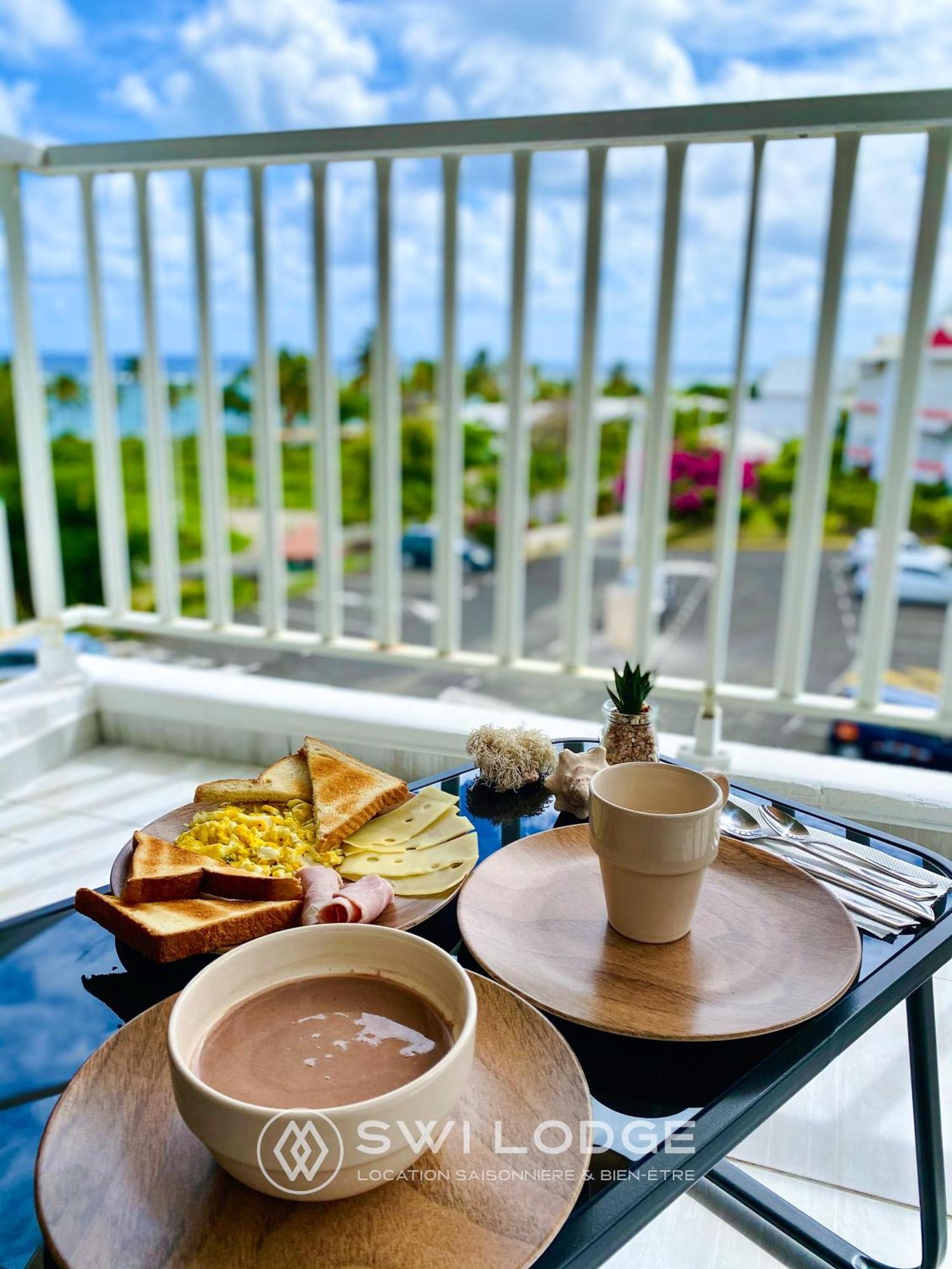 Swilodge Vue Sur Mer ! Petit Dejeuner Et Location De Voiture Possible Le Moule Dış mekan fotoğraf